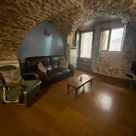 Charmante Cave Voutee 4 Personnes Saint-Jean-de-Fos Exterior photo