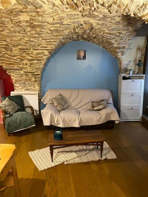 Charmante Cave Voutee 4 Personnes Saint-Jean-de-Fos